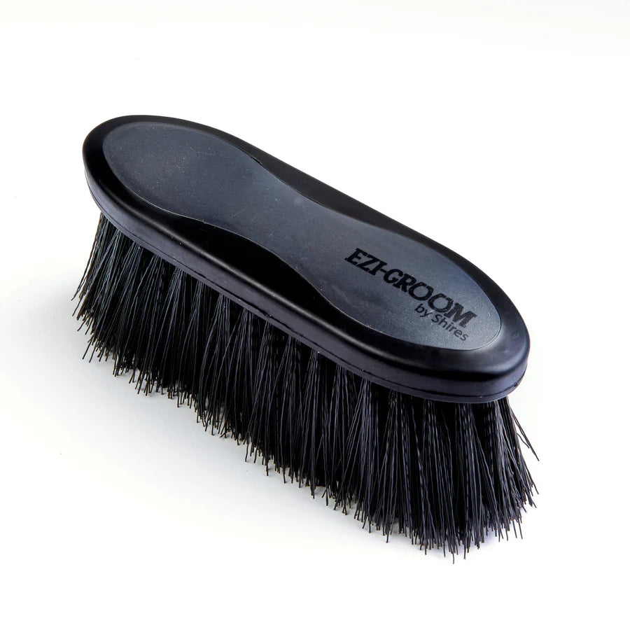 Shires EZI-GROOM Grip Long Bristle Dandy Brush
