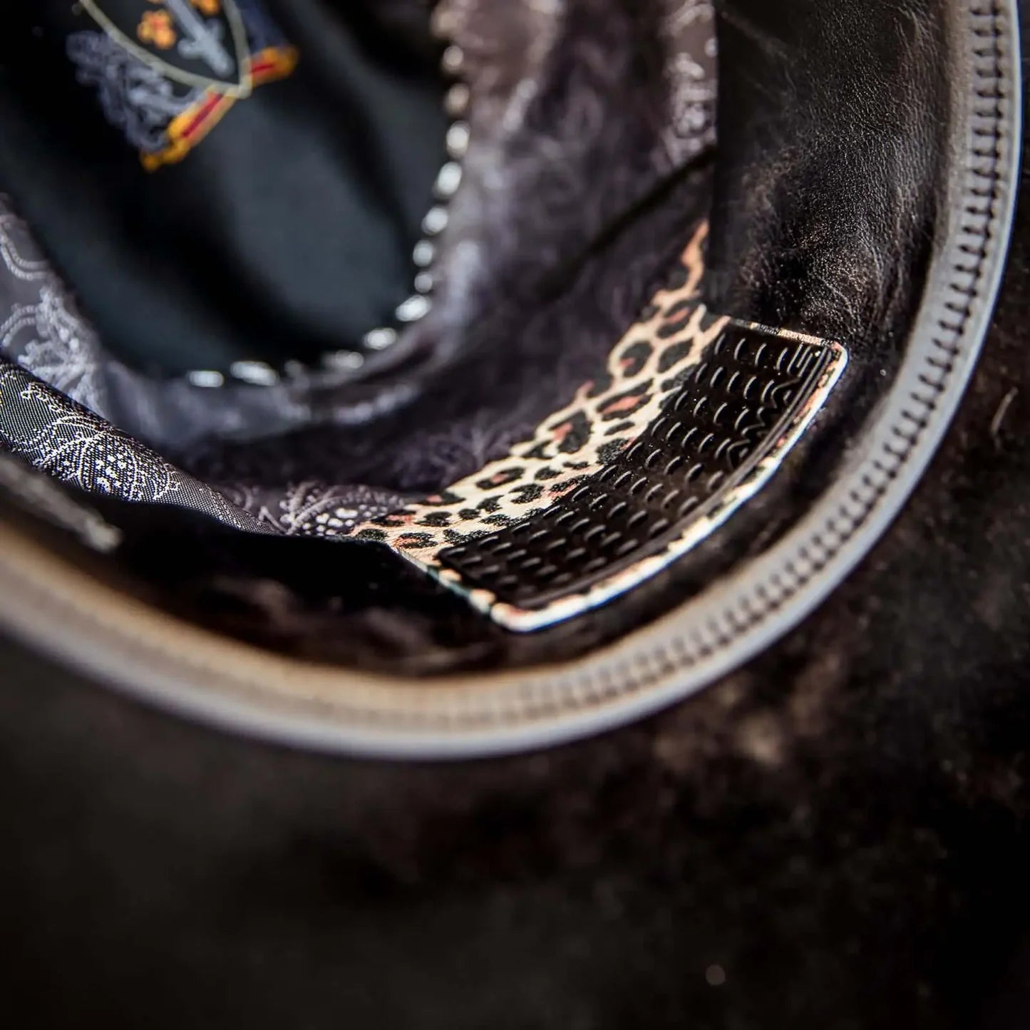 The Bandit Hat Cinch